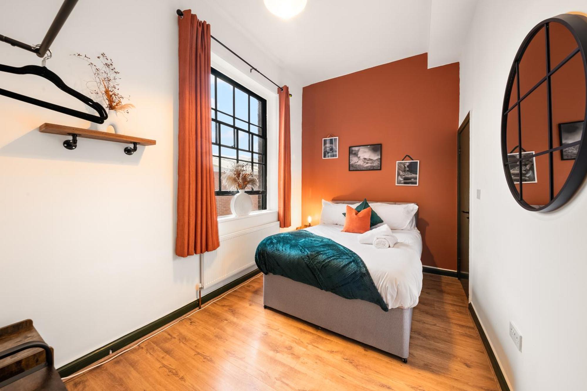 Spacious Birmingham City Apartment ภายนอก รูปภาพ