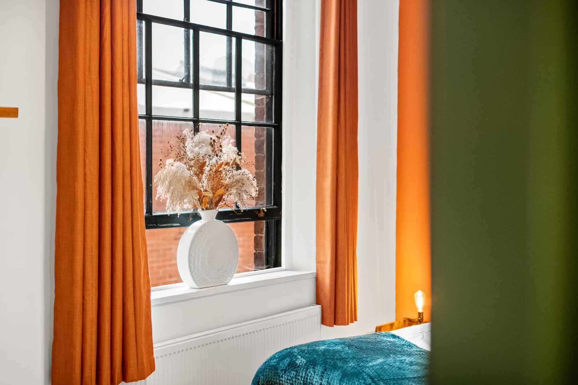 Spacious Birmingham City Apartment ภายนอก รูปภาพ